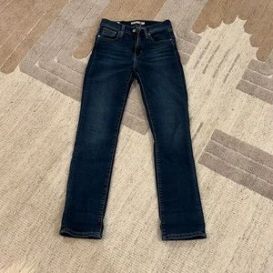 Levi’s 724 high rise straight